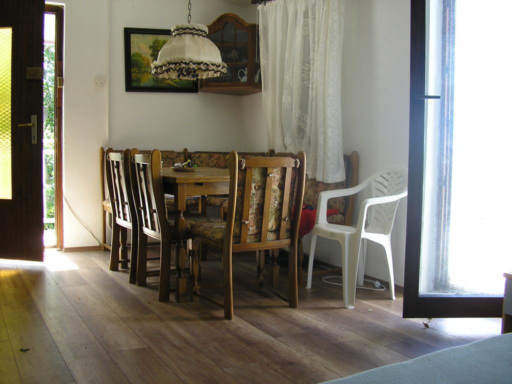 Apartment Bilic Klenovica Zimmer foto